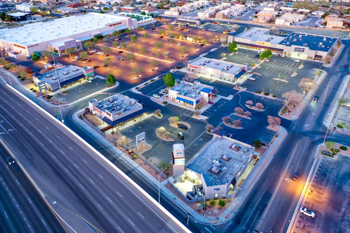 West Bluffs Shopping Center AIC Analyze Innovate ConstructAIC